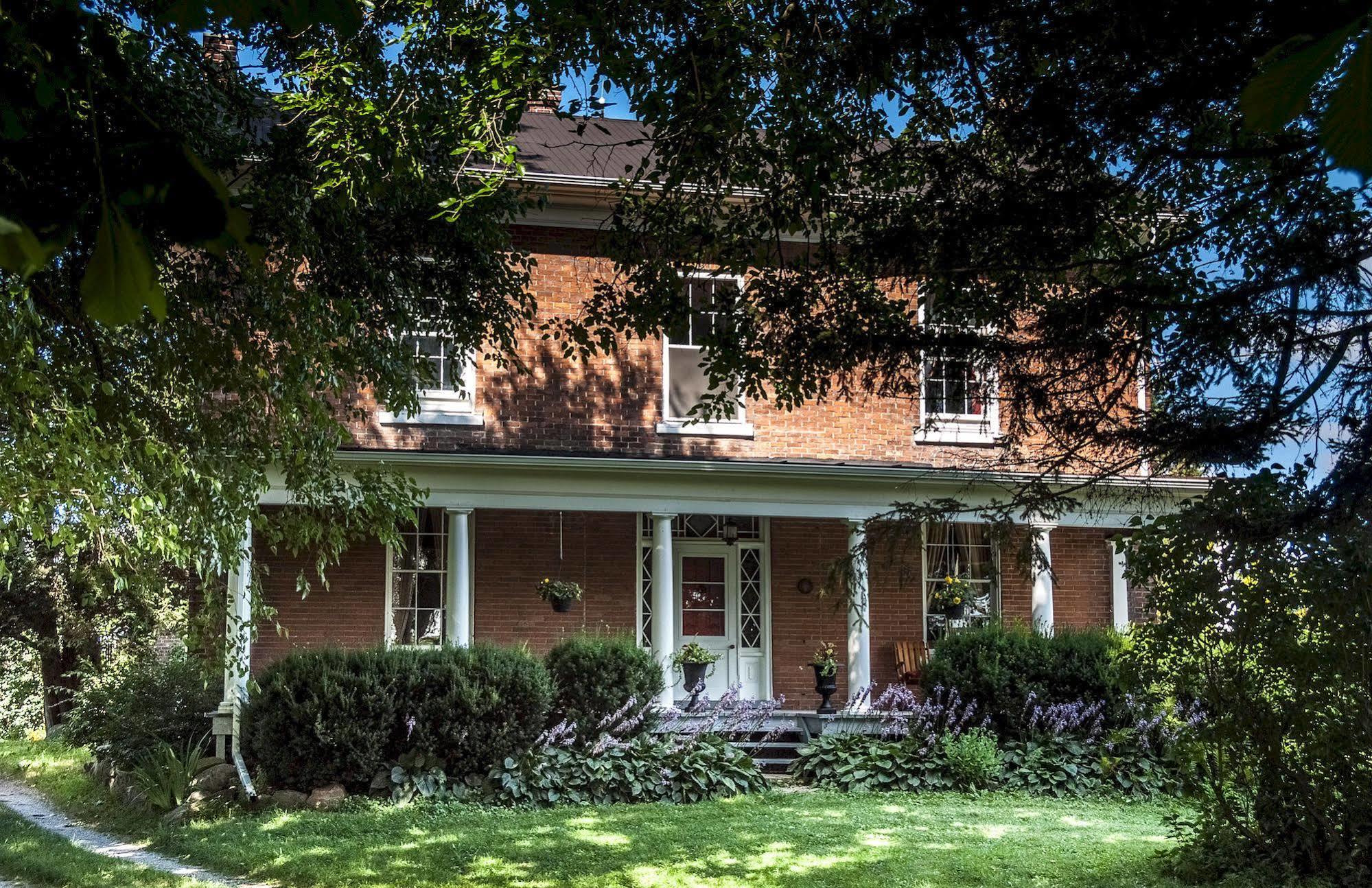 Culverdene House Bed & Breakfast Simcoe Exterior photo